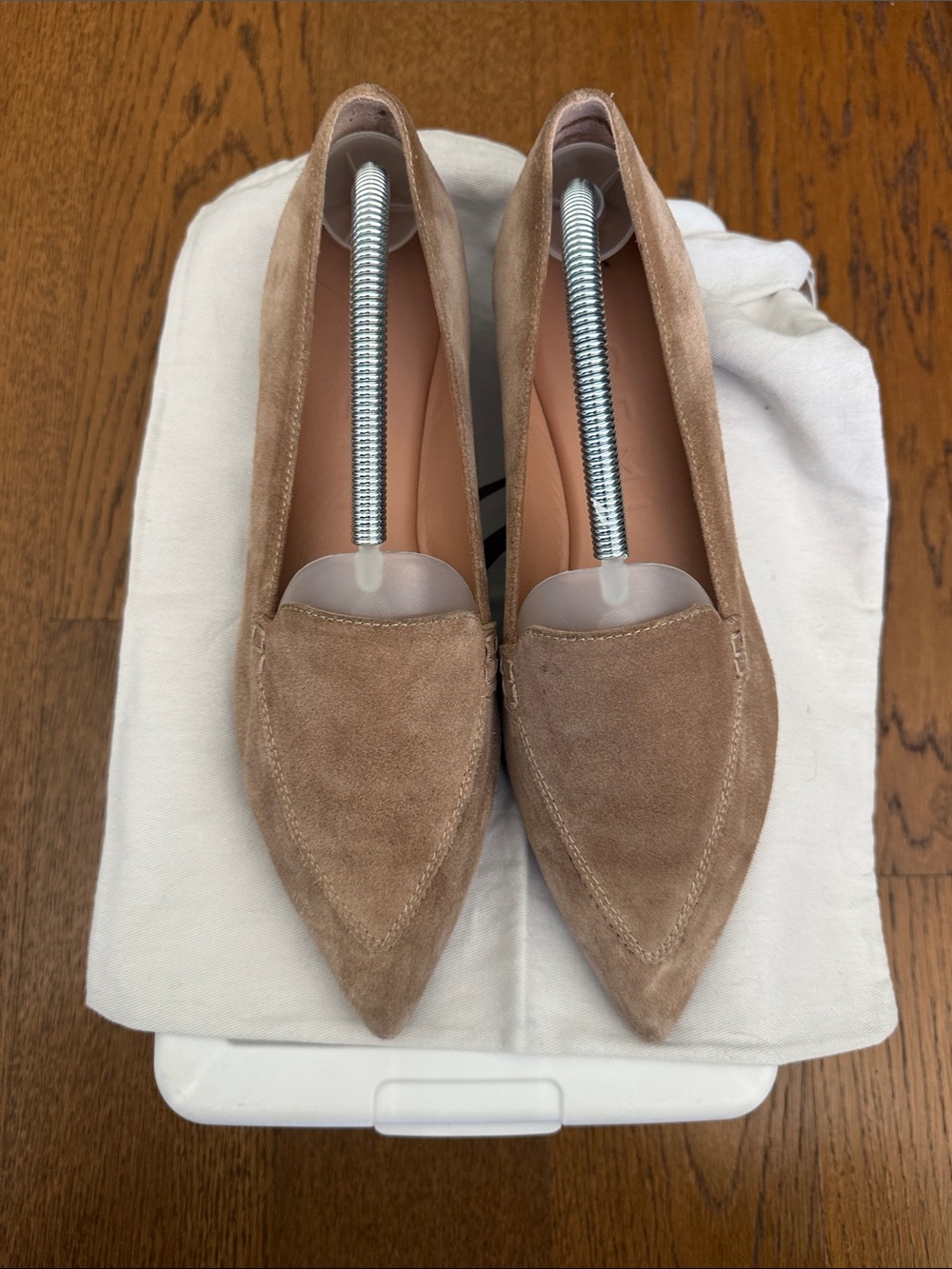 M. Gemi The Gia Pointed Suede Flats in Biscuit - Size 41